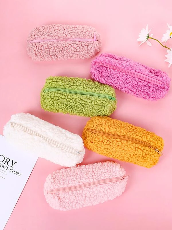 กล่องดินสอ สีสุ่ม 1 ชิ้น  g-35