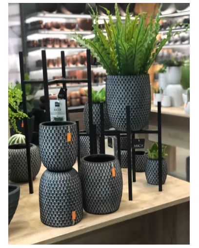 UTI23-Vase Elegant High Wave Size D 15 x H 17 cm - Plant and Flower Pots Capi Europe