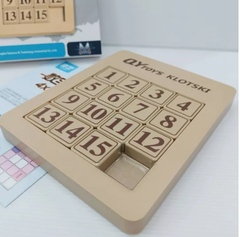 ONE86-เกมเรียงตัวเลข QY Sliding Block Puzzle (พลาสติกABS+แม่เหล็ก) KLOTSKI ช่วยฝึกสมอง ฝึกสมาธิ เกมเสริมทักษะ