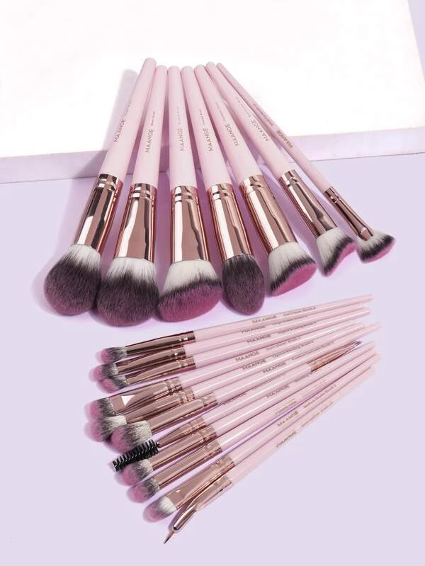 เซ็ต แปรงแต่งหน้า 18 ชิ้น e-58