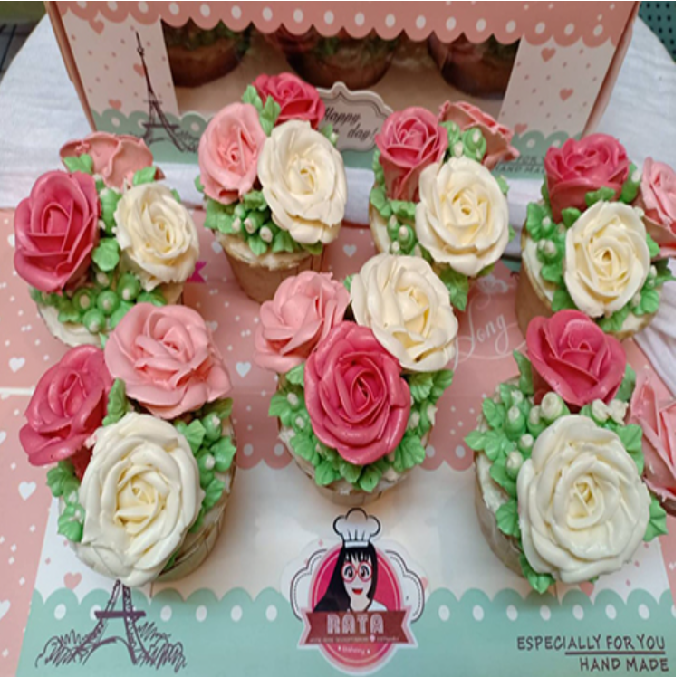 DEE26-คัพเค้กกุหลาบ