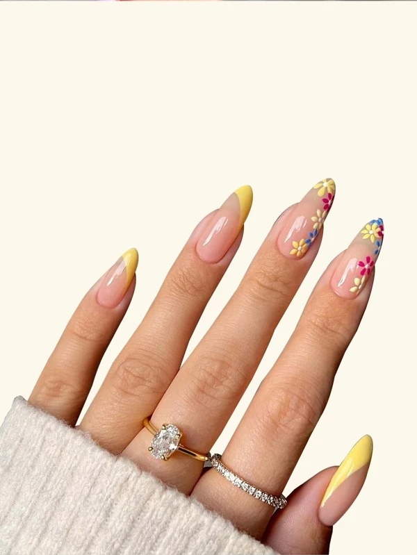 เล็บปลอม ลาย ดอกไม้ 24 ชิ้น & เทปติดเล็บ 1 แผ่น & ตะไบเล็บ 1 ชิ้น c-53