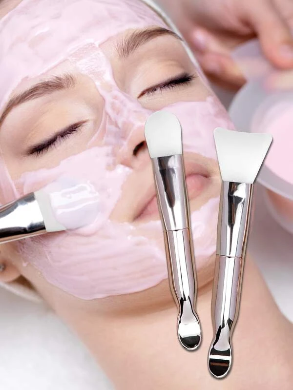 2 ชิ้น หัวท้ายเหมือนกัน แปรงแต่งหน้า พร้อม ช้อน e-83